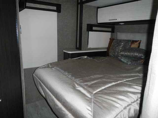 36504650496_950c8cf52a_z